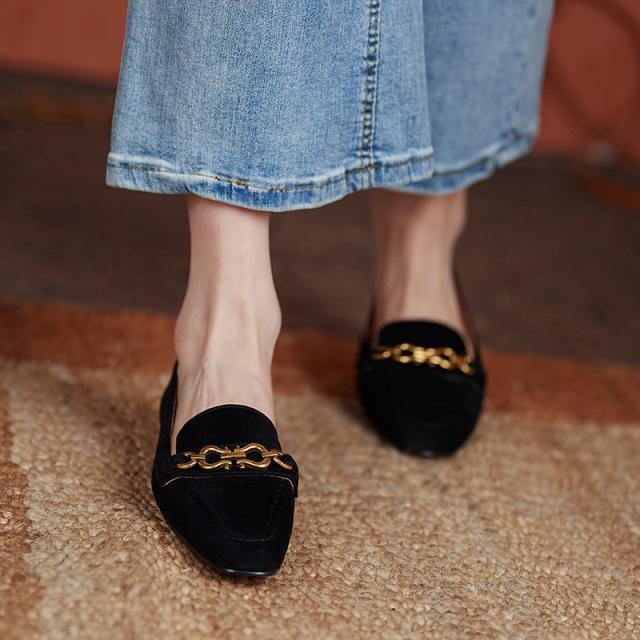 スクエアトゥローファー シューズ レディースシューズ フラットシューズ ローファー フラット スクエアトゥ スウェード かわいい 大人可愛い シンプル カジュアル 大人 おしゃれ お洒落 きちんと感 大人っぽい 女っぽ 無地 春 秋 冬 10代 20代 30代 レディース 学生 通学 デ