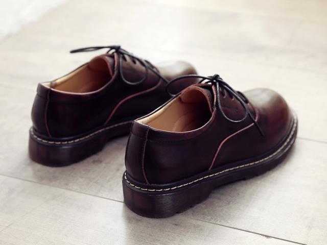 フラットシューズ 歩きやすい レディース レースアップ オックスフォード 厚底 レザー ラウンドトゥ  韓国 大人 可愛い きれいめ シンプル おしゃれ レトロ メンズライク マニッシュ ガーリー 春 秋 冬 学生 通学 デート お出かけ 普段使い リボン 人気 痛くない 大きい フラットシューズ 歩きやすい レディース レースアップ