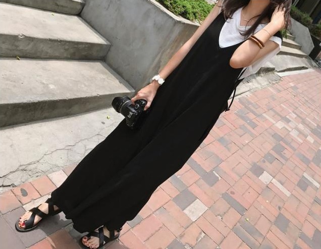 サロペット パンツ ワイドレッグパンツ ワイド オーバーオール ポケット付き 9分丈 九分丈 クロップドパンツ ルーズ ゆったり ゆるだぼ 楽ちん カジュアル 無地 シンプル 大人可愛い かわいい 可愛い 大人女子 おしゃれ お洒落 通勤 通学 学生 お出かけ デート 旅行 休日 普_11