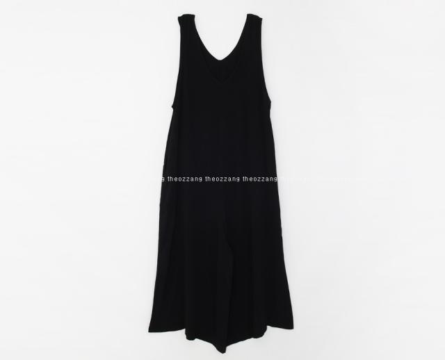 サロペット パンツ ワイドレッグパンツ ワイド オーバーオール ポケット付き 9分丈 九分丈 クロップドパンツ ルーズ ゆったり ゆるだぼ 楽ちん カジュアル 無地 シンプル 大人可愛い かわいい 可愛い 大人女子 おしゃれ お洒落 通勤 通学 学生 お出かけ デート 旅行 休日 普_17