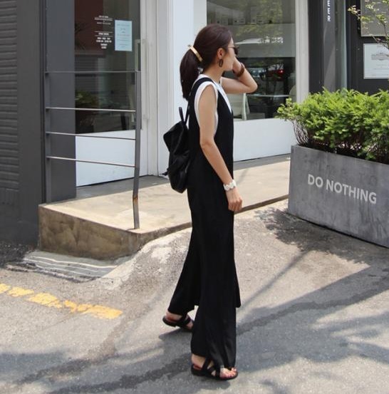 サロペット パンツ ワイドレッグパンツ ワイド オーバーオール ポケット付き 9分丈 九分丈 クロップドパンツ ルーズ ゆったり ゆるだぼ 楽ちん カジュアル 無地 シンプル 大人可愛い かわいい 可愛い 大人女子 おしゃれ お洒落 通勤 通学 学生 お出かけ デート 旅行 休日 普_5
