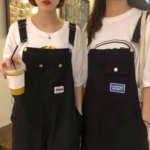 サロペット ジャンパースカート オールインワン スカート ボトムス ワンピース ボタン ワッペン 体型カバー ラフ カジュアル シンプル おしゃれ こなれ感 かわいい ボーイッシュ 無地 ブラック ベーシック お出かけ デート 女子会 旅行 着回し 普段使い オールシーズン_6