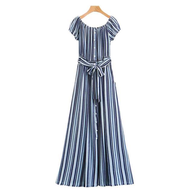 ロング フレア ワンピース ストライプ柄 ロング ドレス ミモレ丈 半袖 パフスリーブ ラウンドネック クルーネック ウエストマーク リボン ボタン かわいい カジュアル 大人 おしゃれ こなれ感 着回し 部屋着 ルームウェア お出かけ デート 女子会 旅行 海 プール リゾートの通販は 5,226円