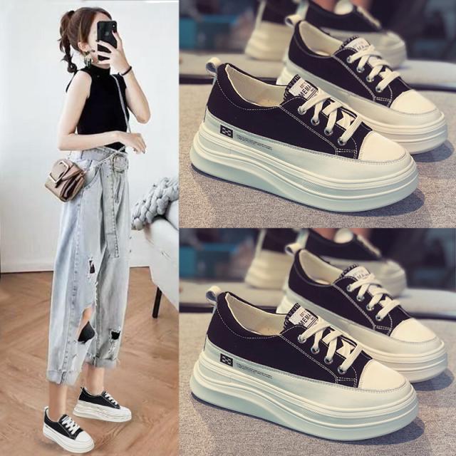厚底スニーカー プラットフォーム シューズ レディース ボリュームソール ラウンドトゥ ロゴタグ ロゴ入り レースアップ ローカット 歩きやすい 履きやすい PU キャンバス シンプル カジュアル スポーティー 脚長効果 学生 大人 可愛い ボーイッシュ デイリー お出かけ