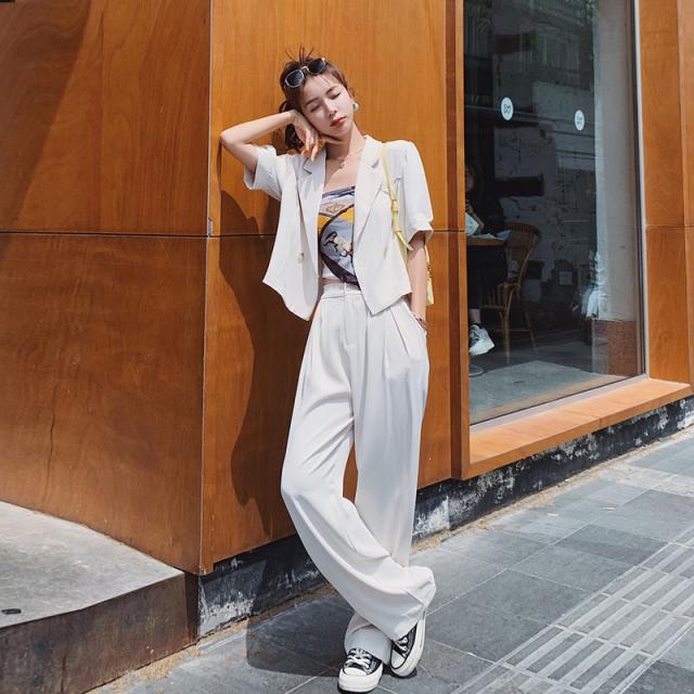 セットアップ レディース ジャケット 半袖 ショート丈 タックパンツ 春 夏 薄手 ダブルブレスト 脚長 羽織 前開き 上下 2点セット ツーピース ゆったり 抜け感 シンプル カジュアル きれいめ メンズライク ボーイッシュ 着回し 大人 かっこいい 通勤 学生 お出かけ S M L XL セットアップ レディース ジャケット 半袖 ショート丈 タックパンツ 春