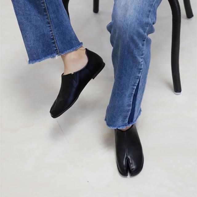 足袋シューズ フラットシューズ 靴 くつ クツ シューズ ぺたんこシューズ 革靴 ローヒール フラット ぺたんこ スクエアトゥ 歩きやすい 履きやすい 革 牛革 レザー シンプル カジュアル 大人 おしゃれ お洒落 個性的 無地 春 夏 秋 冬 20代 30代 レディース 通勤 通学 デート 足袋シューズ フラットシューズ 靴 くつ クツ シューズ ぺたんこ