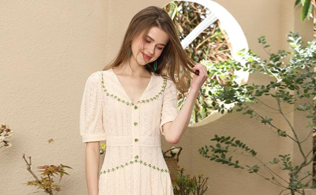 ワンピース レディース カジュアル 総レース ドレス 膝丈 袖あり 半袖