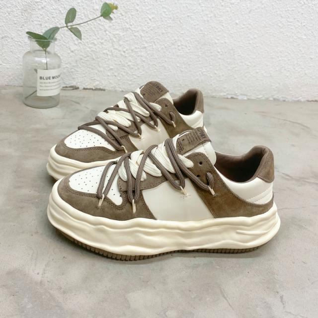 厚底スニーカー シューズ 靴 くつ クツ スニーカー 4.5cmヒール 厚底 ラウンドトゥ 歩きやすい 走れる 裏起毛 PU かわいい 大人可愛い シンプル カジュアル 大人 おしゃれ お洒落 スポーティー メンズライク ボーイッシュ 春 夏 秋 冬 オールシーズン 10代 20代 レディース 通