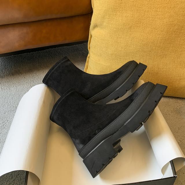 厚底 スエード ショートブーツ シューズ 靴 くつ クツ ブーツ 4.5cmヒール ラウンドトゥ 歩きやすい 走れる 裏起毛 暖かい スウェード かわいい 大人可愛い シンプル カジュアル 大人 おしゃれ お洒落 無地 秋 冬 10代 20代 30代 レディース 通勤 学生 通学 デート お出かけ