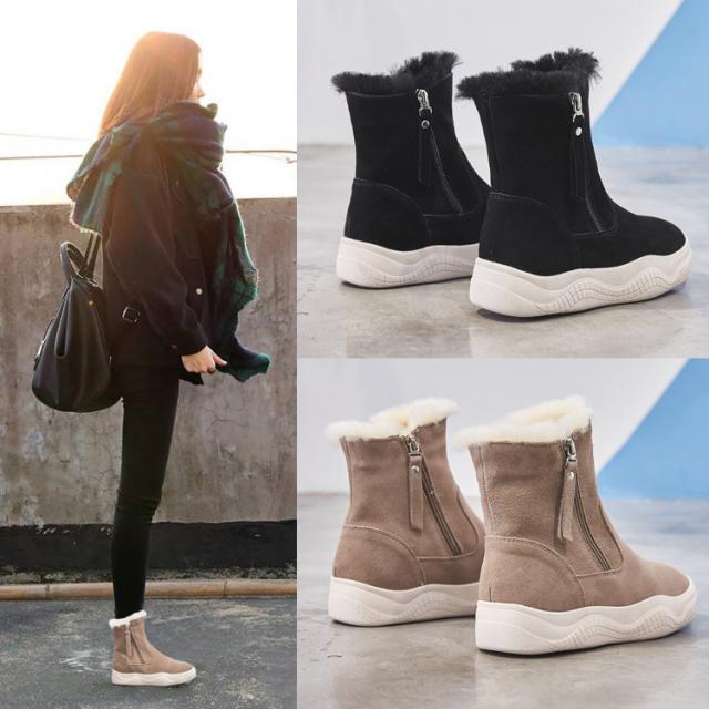 ボア ショートブーツ シューズ 靴 くつ クツ ブーツ スノーブーツ 5cmヒール 厚底 ラウンドトゥ 歩きやすい 履きやすい 走れる 裏ボア 防寒 暖かい あったか スウェード ファー かわいい 大人可愛い シンプル カジュアル 大人 おしゃれ お洒落 無地 秋 冬 10代 20代 レディー
