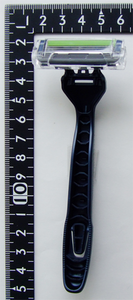 2枚刃カミソリ首振り式3本入 × 400点 たのめーる貝印 2枚刃カミソリ 首振り式 GA0102 1パック(3本)の通販