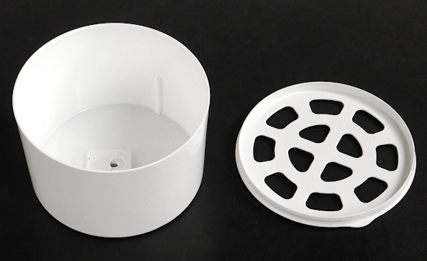 カッター付ヒモ収納ケース ホワイト 13.8×13.5×高さ8.9cm (100円