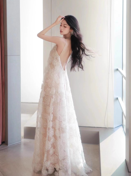 春新品ウェディングドレス ウエディングドレス白 パーティー 花嫁