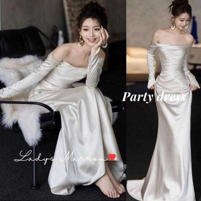 ウェディングドレス ウエディングドレス 前撮りドレス 二次会 ドレス 花嫁 オフショルダー オフショル 袖あり ベアトップドレス 結婚式ドレス フォトウェディング ベアトップ 春 夏 秋 冬 可愛い 結婚式服装 韓国 長袖 ロング丈  ロングドレス お袖付き サテン 光沢感