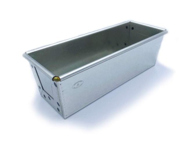 松永製作所 シリコン付 ブリキパウンド型18センチ シルバー MS50 5,601円