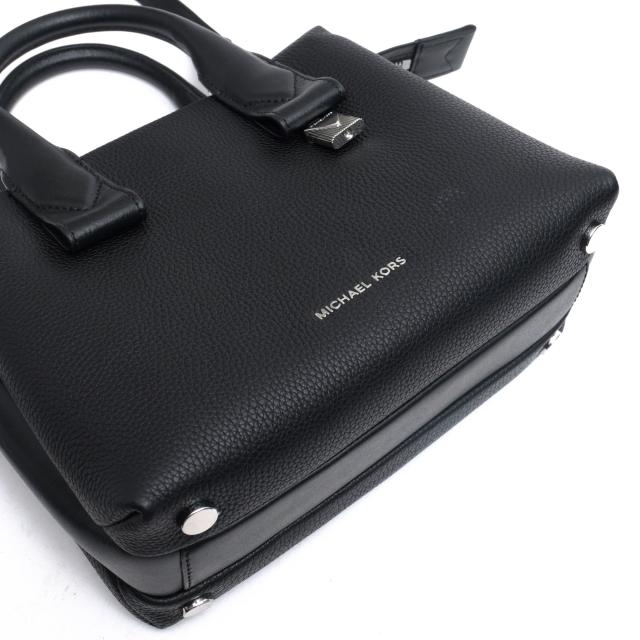 ○マイケルコース Michael Kors ペブルドレザー 牛革 ハンドバッグ 