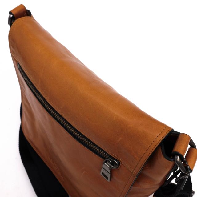 ○コーチ COACH スポーツカーフレザー 牛革 ショルダーバッグ 71620