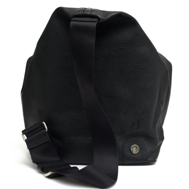 ○エーディーエムジェイ ADMJ ハイドシュリンク 牛革 ショルダーバッグ