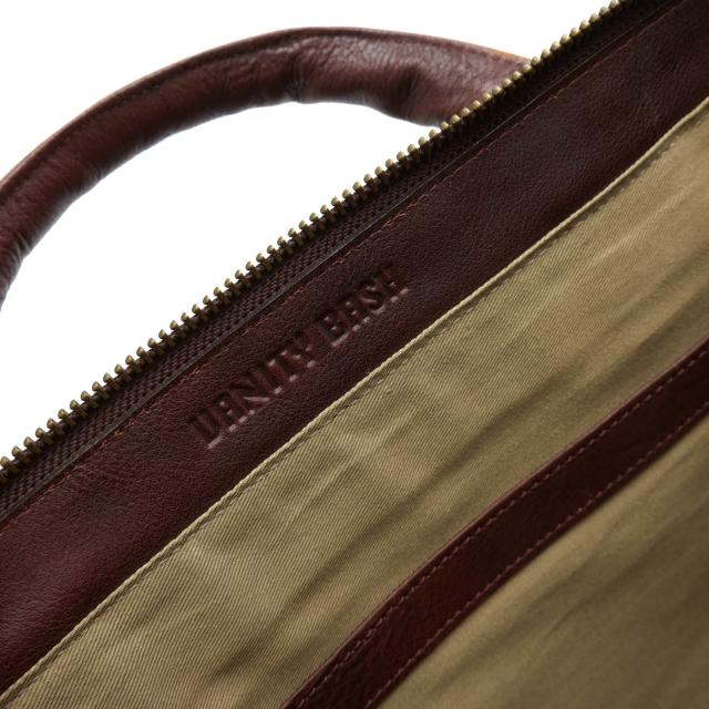 ○ヴァニティーバッシュ VANITY BASH ベジタブルタンニン鞣し牛革