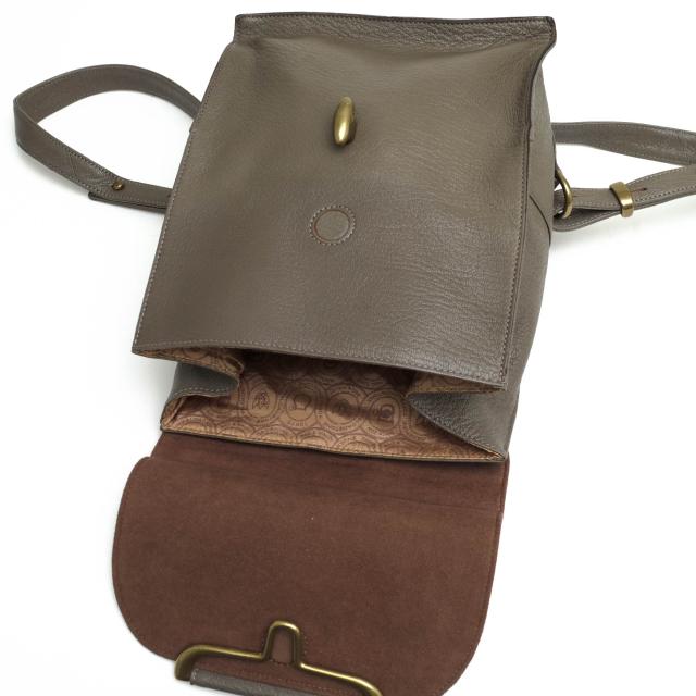 ○トフアンドロードストーン トフ＆ロードストーン TOFF＆LOADSTONE 山羊革 タンニンゴートレザー リュック TL-4493 Naked ネイキ  中古 ○トフアンドロードストーン トフ＆ロードストーン TOFF＆LOADSTONE