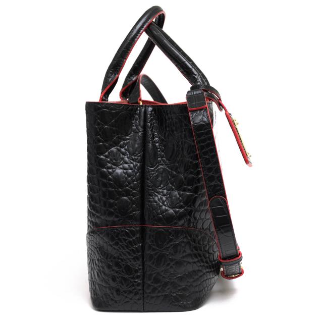 ○ココセリュックス ゴールド COCOCELUX GOLD サマンタ社製牛革 レザー