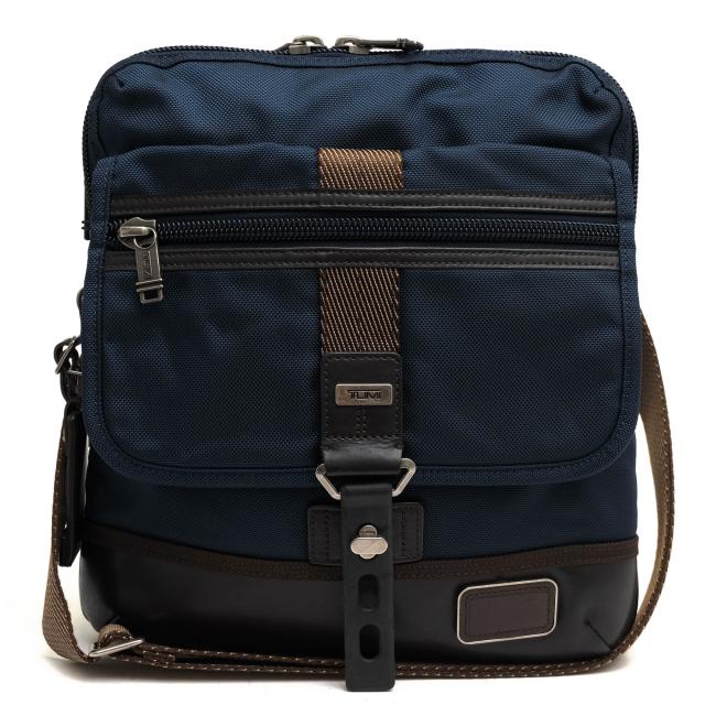 ○トゥミ TUMI FXTバリスティックナイロン ナパレザー 牛革 ショルダーバッグ 222304NVY2 ALPHA BRAVO ANNAPOLIS ZIP FLAP HICKORY 中古の通販は 35,402円