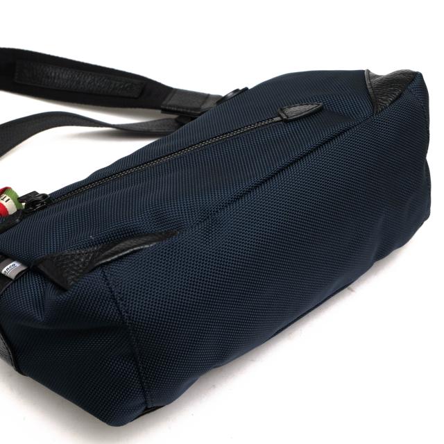 ○オロビアンコ orobianco 1680Dコーデュラナイロン 牛革 バリスティックナイロン ショルダーバッグ 92322 URBAN TRAVELER SILVEST 中古 ○オロビアンコ orobianco 1680Dコーデュラナイロン 牛革 バリ