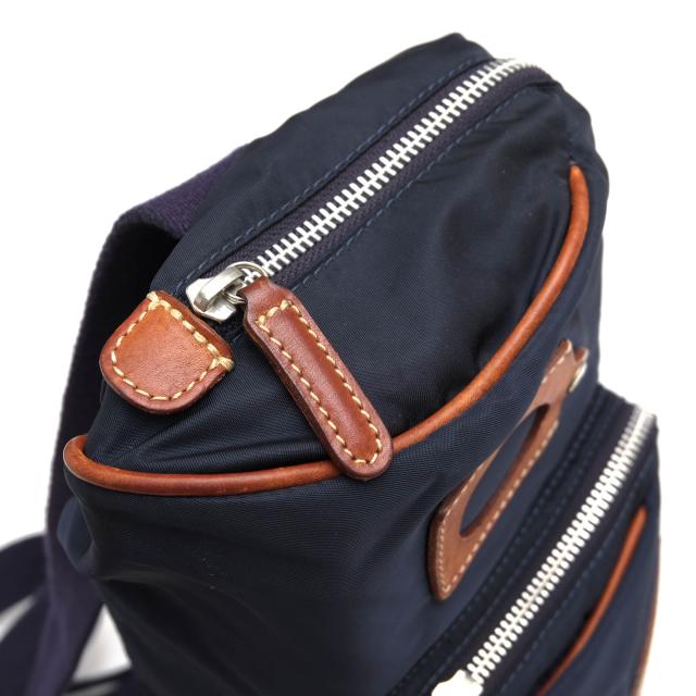 ○フェリージ Felisi 伊リモンタ社ナイロン バケッタレザー 牛革