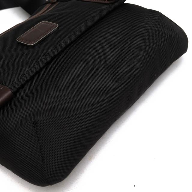 ○トゥミ TUMI FXTバリスティックナイロン ナパレザー ショルダー