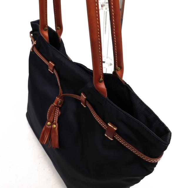 ○フェリージ Felisi 伊リモンタ社ナイロン バケッタレザー 牛革