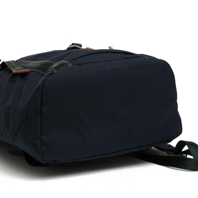 ○マスターピース master-piece 特殊多孔質膜フィルム ブリザテック ベジタブルタンニン鞣し牛革 リュック 02671 MILLY ロールトッ 中古 ○マスターピース master-piece 特殊多孔質膜フィルム ブリザテック