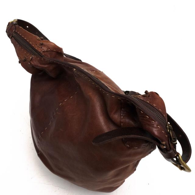 エンリーベグリン ワンショルダーバッグ ホーボー オミノ刺繍 スタッズ