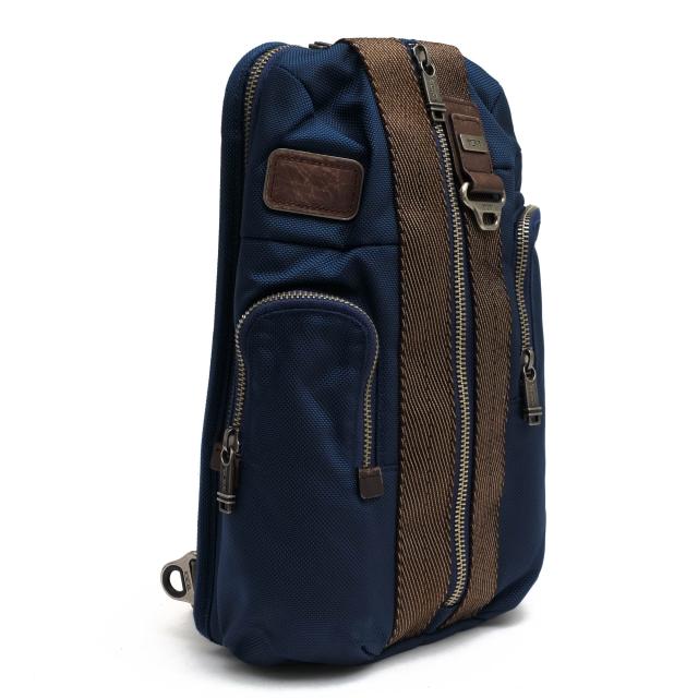 ○トゥミ TUMI バリスティックナイロン ナパレザー 牛革 ショルダー