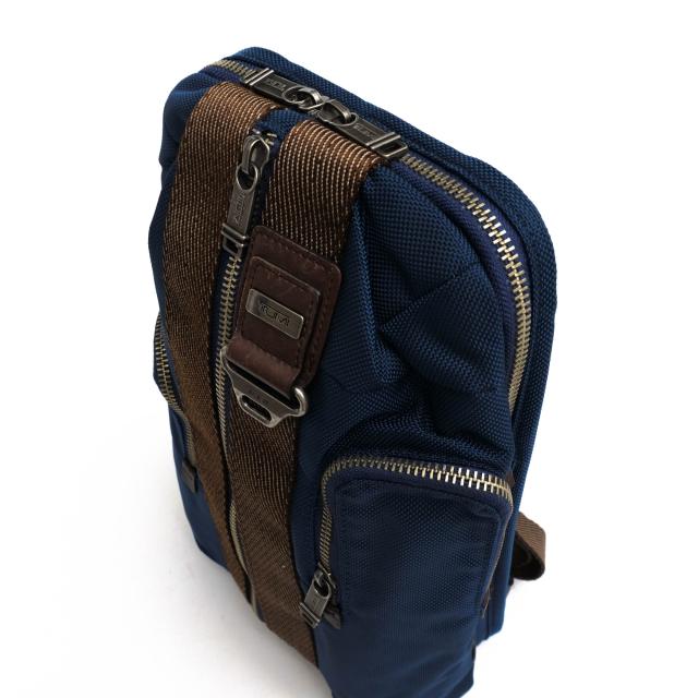 ○トゥミ TUMI バリスティックナイロン ナパレザー 牛革 ショルダー