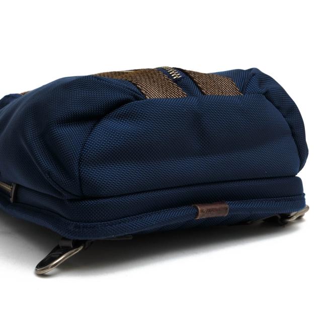 ○トゥミ TUMI バリスティックナイロン ナパレザー 牛革 ショルダー