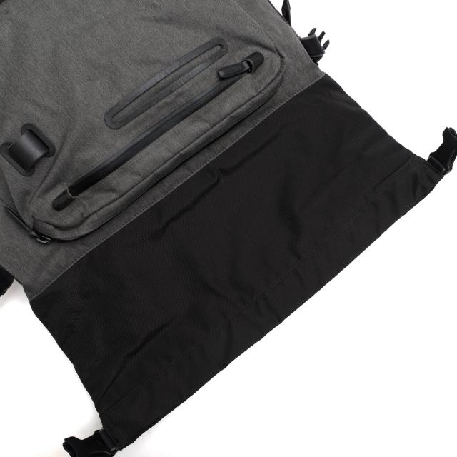 ○トゥミ TUMI コットン調ファブリック生地 牛革 ショルダーバッグ 79812GRY TAHOE MARINO ROLL TOP MESSENGER タホー マリーノ ロ 中古 ○トゥミ TUMI コットン調ファブリック生地 牛革 ショルダーバッグ