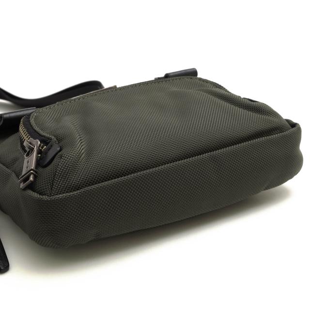 ○トゥミ TUMI バリスティックナイロン ナパレザー 牛革 ショルダー