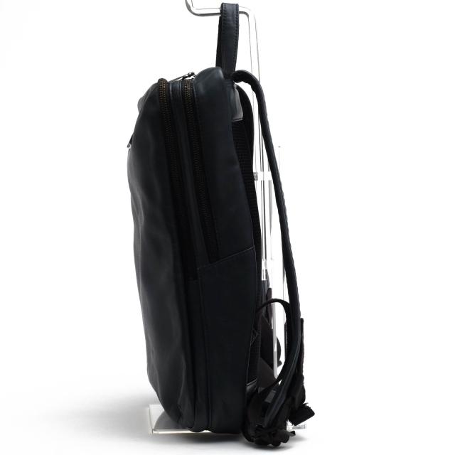 ○エルイーディーバイツ L.E.D.BITES 牛革 リュック B-5775 ビジネスリュック ノートPC収納可 シボ革 シュリンクレザー デイパック 中古