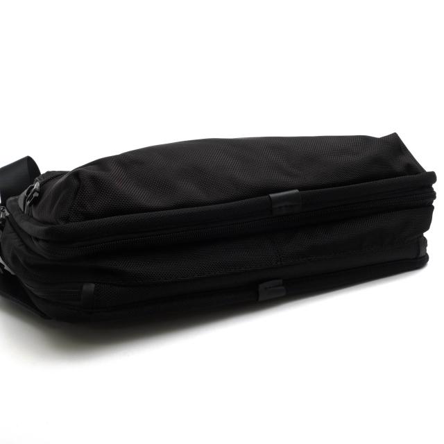 ○トゥミ TUMI FXTバリスティックナイロン ナパレザー 牛革 ビジネス