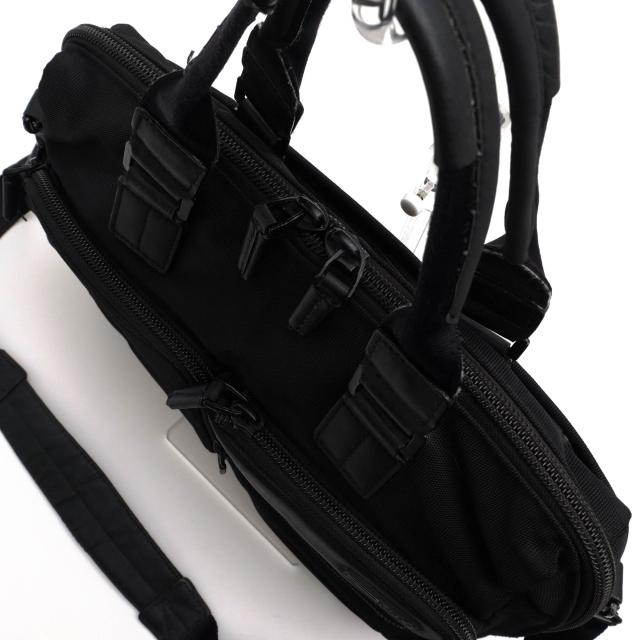 ○ゼロハリバートン ZERO HALLIBURTON ナイロン840dn クラシックツイル PU加工牛革 ビジネスバッグ 80737 ZEST 737-NV Double Zip  中古 ○ゼロハリバートン ZERO HALLIBURTON ナイロン840dn クラシックツイル