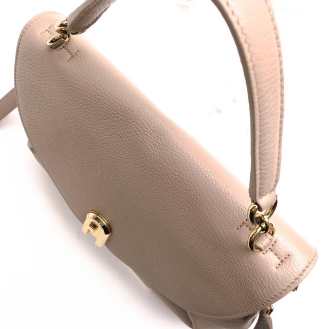 ○フルラ FURLA ソフト牛革 ハンドバッグ Sleek M Top Handle スリーク フラップ式 2WAY ショルダーバッグ シボ革 シュリンクレザ 中古_4