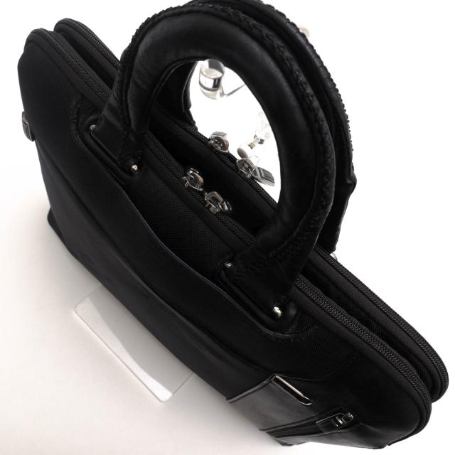 ○トゥミ TUMI マイクロバリスティックHTLS カーフスキン 牛革