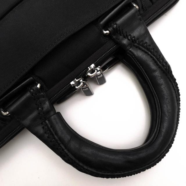 ○トゥミ TUMI マイクロバリスティックHTLS カーフスキン 牛革