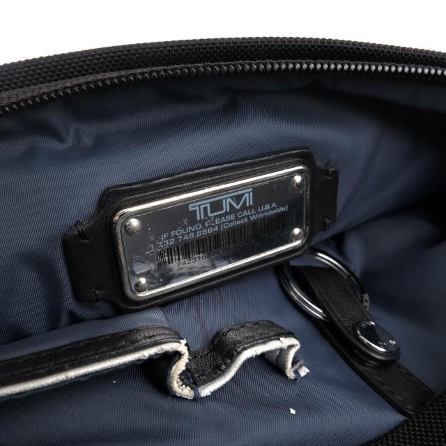 ○トゥミ TUMI マイクロバリスティックHTLS カーフスキン 牛革