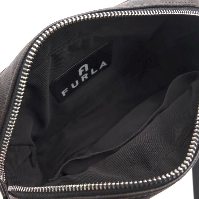 ○フルラ FURLA MAN マン アーチチェーンプリント入りコーティング