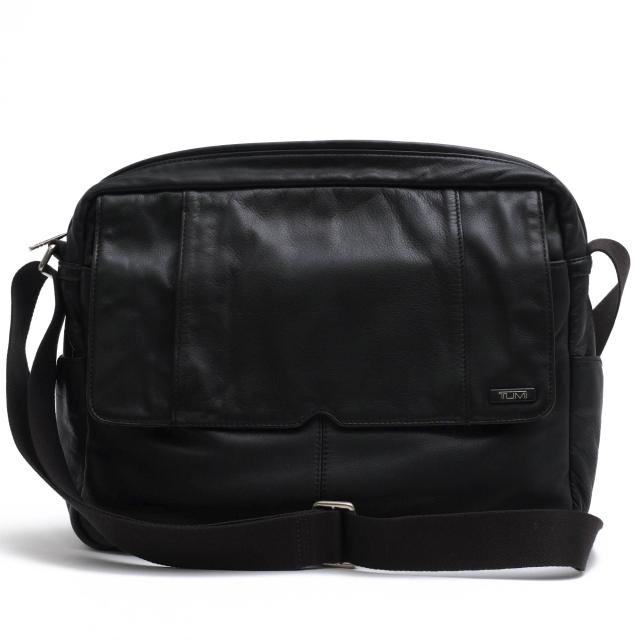 ○トゥミ TUMI ナパレザー 牛革 ショルダーバッグ 60102D TOP ZIP FLAP CROSSBODY トップジップ フラップ クロスボディー メッセン 中古