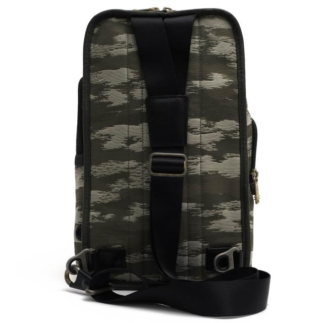 ○トゥミ TUMI FXTバリスティックナイロン ナパレザー 牛革 ショルダー