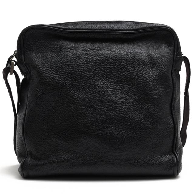 ○アルマーニ EMPORIO ARMANI 牛革 ショルダーバッグ YEM819 YH234 ボディバッグ シボ革 シュリンクレザー メンズ 【中古】 中古の通販は ○アルマーニ EMPORIO ARMANI 牛革 ショルダーバッグ YEM819 YH234 ボディバッグ シボ革 シュリンクレザー メンズ 【中古】 中古の通販は