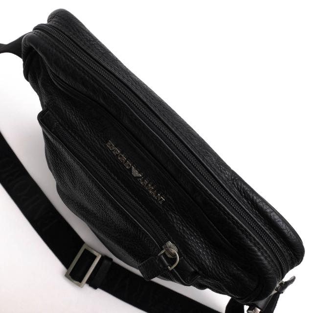 ○アルマーニ EMPORIO ARMANI 牛革 ショルダーバッグ YEM819 YH234 ボディバッグ シボ革 シュリンクレザー メンズ 【中古】 中古の通販は ○アルマーニ EMPORIO ARMANI 牛革 ショルダーバッグ YEM819 YH234 ボディバッグ シボ革 シュリンクレザー メンズ 【中古】 中古の通販は