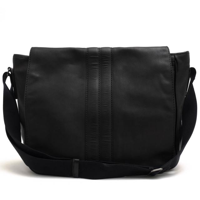 ○トッズ TOD'S 牛革 カーフ ショルダーバッグ フラップ式 シボ革 シュリンクレザー メッセンジャーバッグ メンズ 【中古】 中古